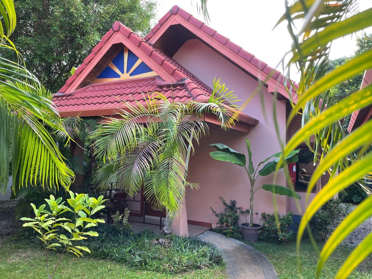The Pace Phuket Boutique Resort Rawai Extérieur photo
